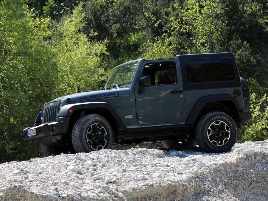  Jeep Wrangler Rubicon 10th Anniversary Edition 2013 года  (EU) (фото 11 из 54)